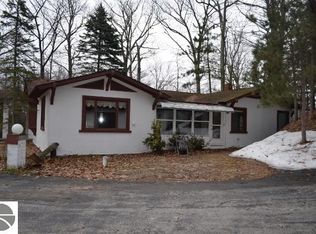 7896 S Glen Lake Rd, Glen Arbor, MI 49636