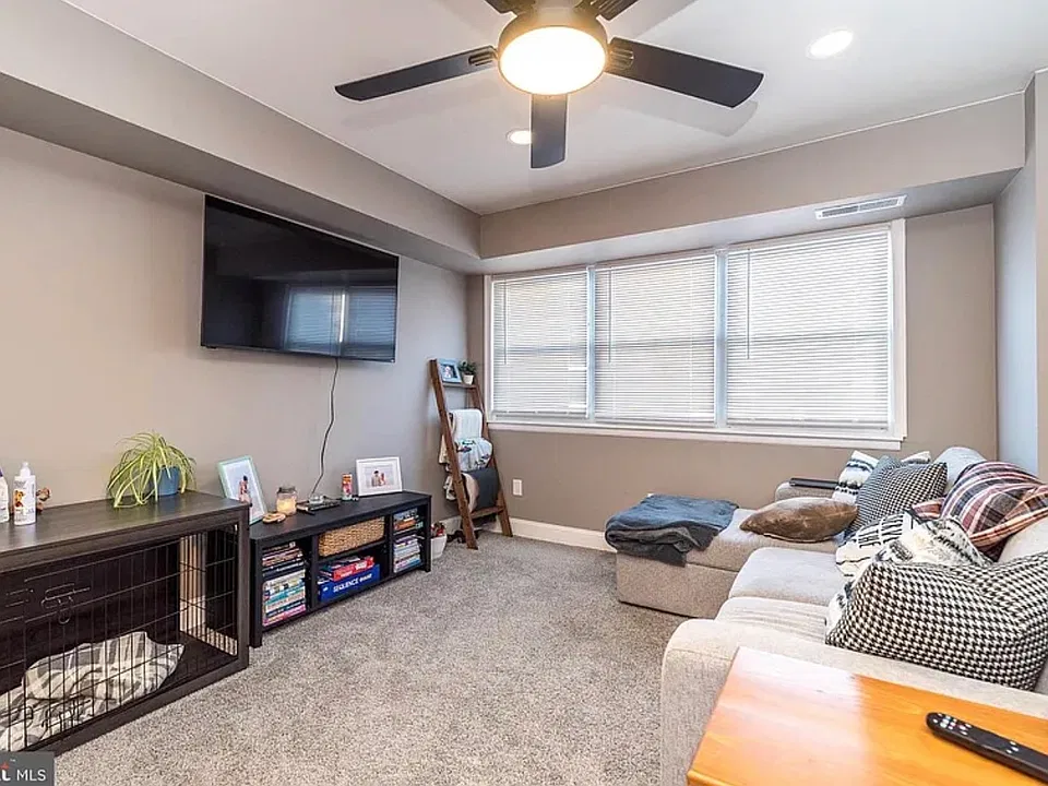 444 State St #2