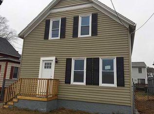 90 Garfield Ave, Cranston, RI 02920
