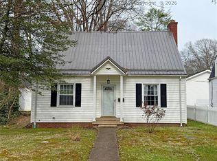109 50th St SE, Charleston, WV 25304