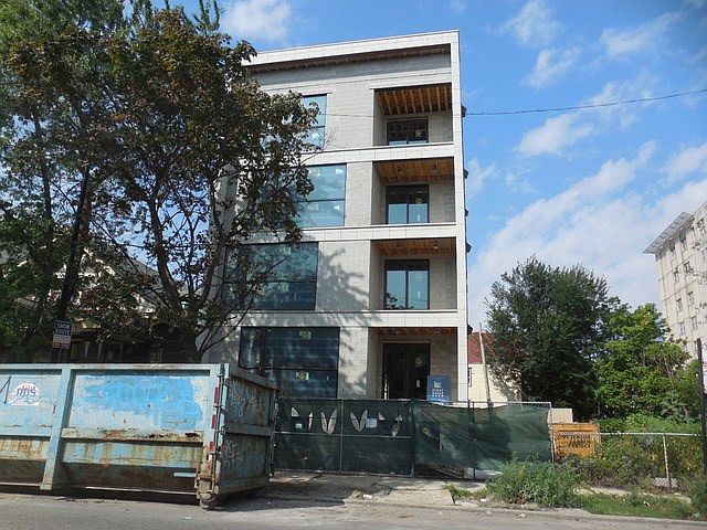 1st image of 5650 N Ashland Ave #1E