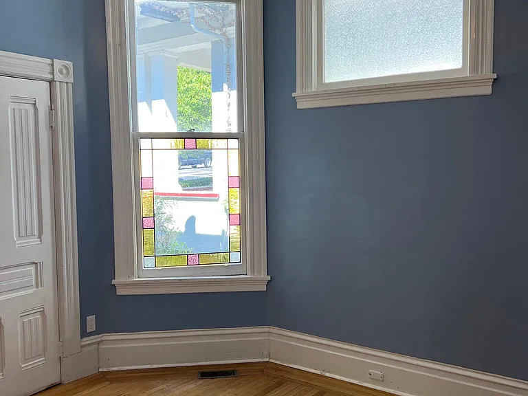 639 Georgia St — Photo 13