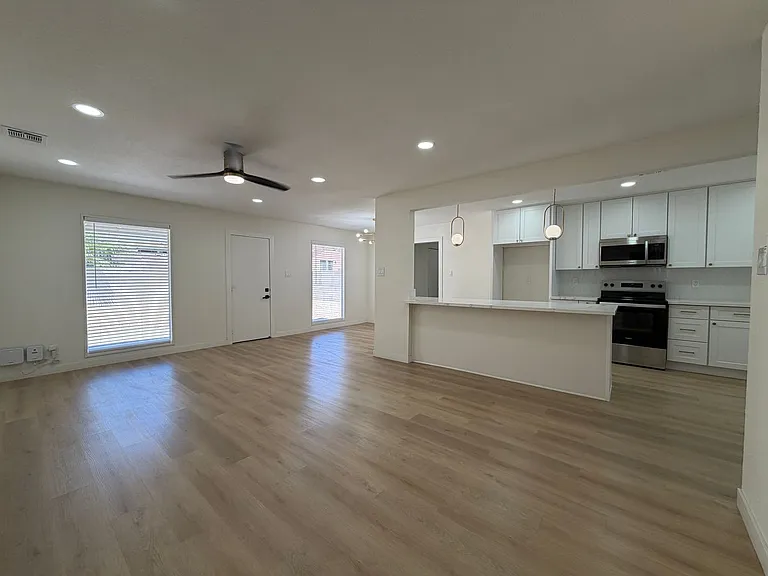 1317 Pyramid Dr — Photo 8