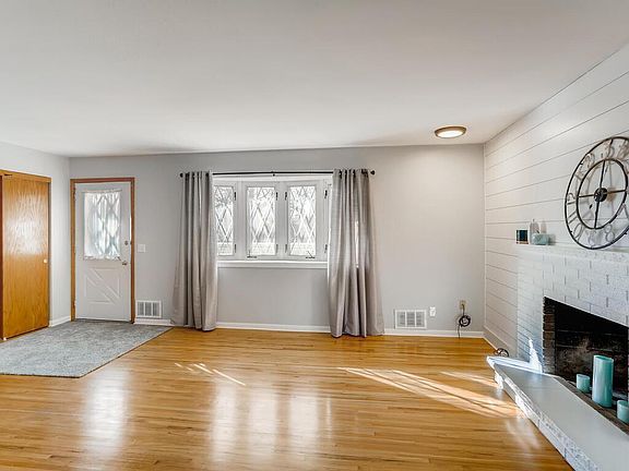 5th image of 6641 Elmwood Dr