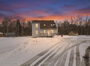 2540 Allegheny Dr, Blakeslee, PA 18610