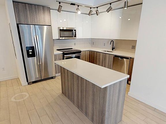 3rd image of 2091 NE 1st Ave