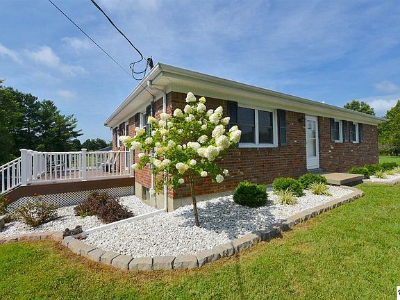 3rd image of 17465 Leitchfield Rd