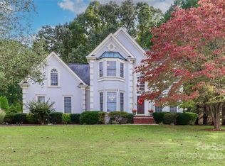 623 Highland Ridge Rd, Mooresville, NC 28115