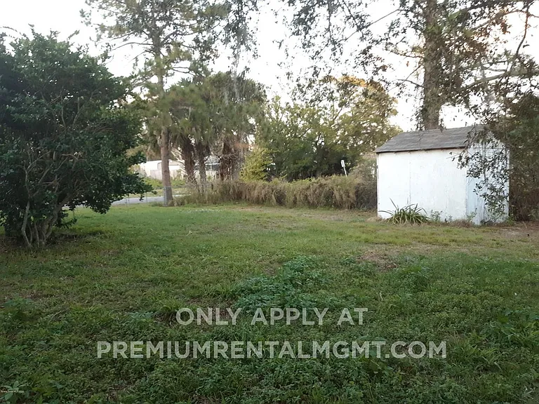 5937 Aires Ave — Photo 11