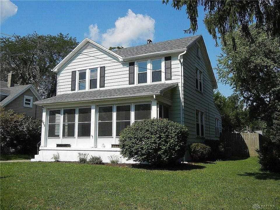 1st image of 829 Bellaire Ave