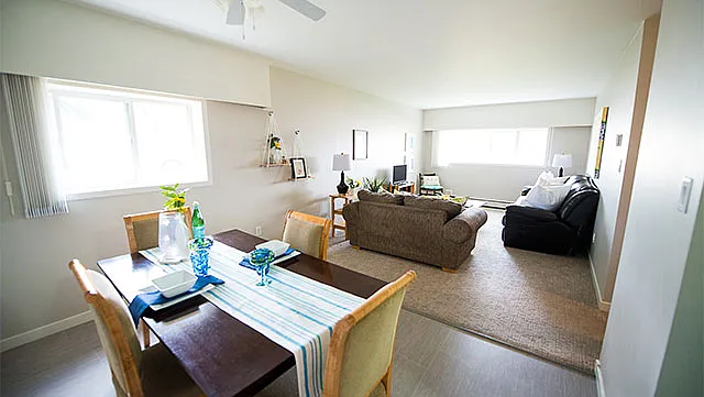 Hartley Manor Apartments — Photo 4