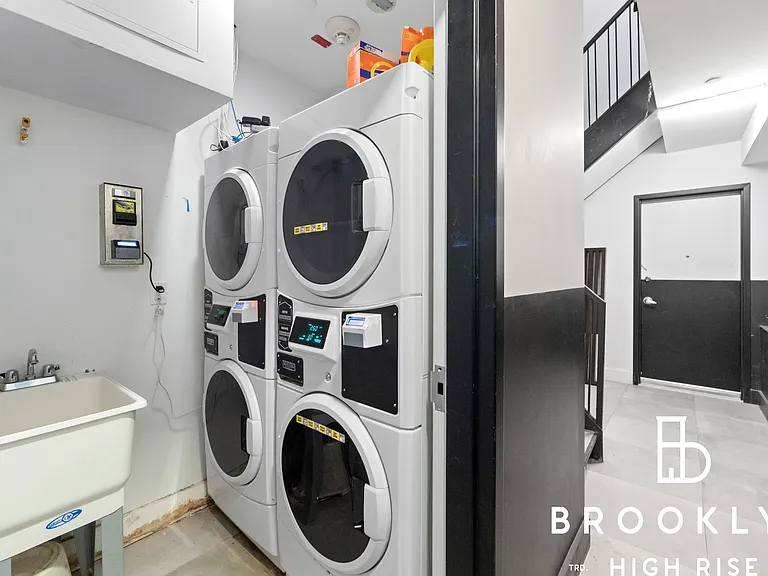 311 Woodbine St #4F — Photo 18