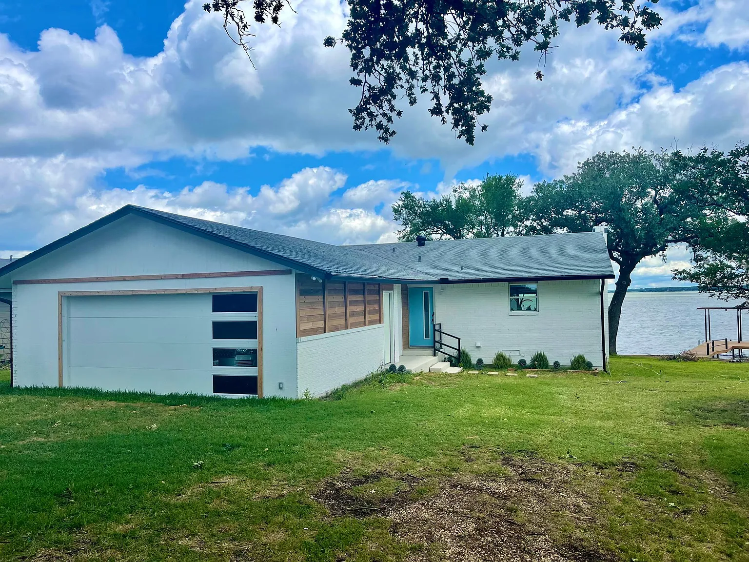 1340 E Cedar Creek Pkwy — Photo 2