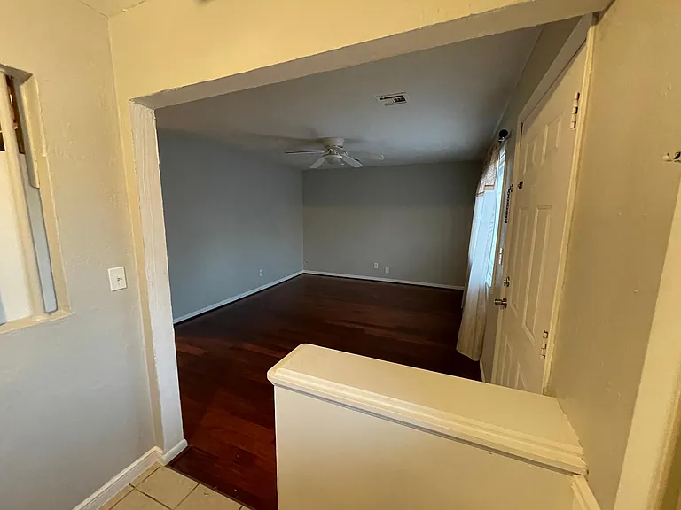 2404 W Rita St — Photo 7