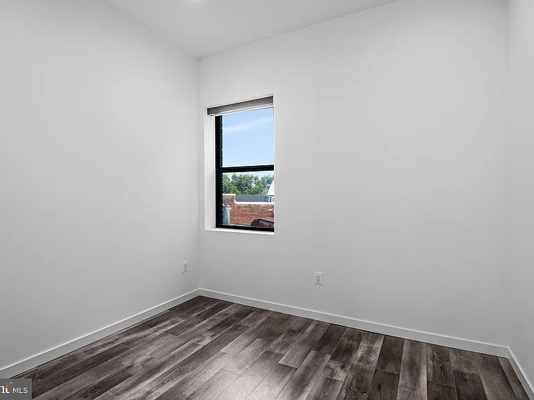 506 H St NE #302 — Photo 13