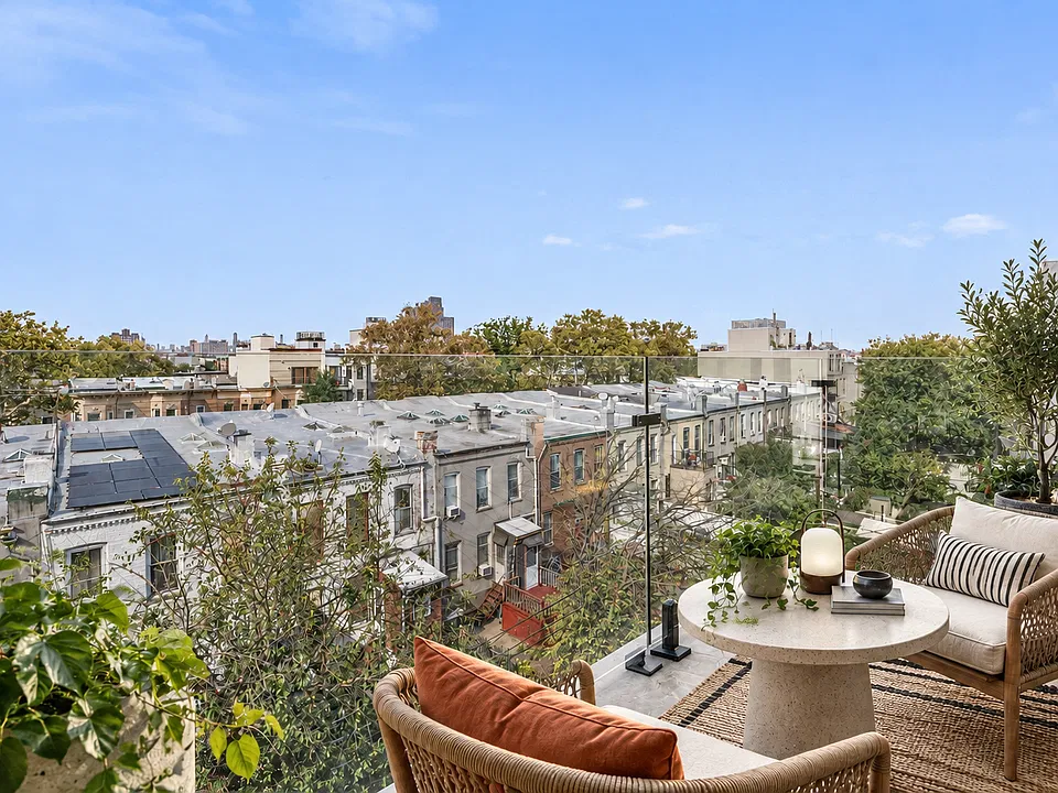 1413 Hancock St #PENTHOUSE