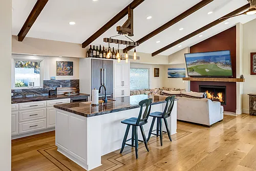 22533 Majestic Dr Photo 1