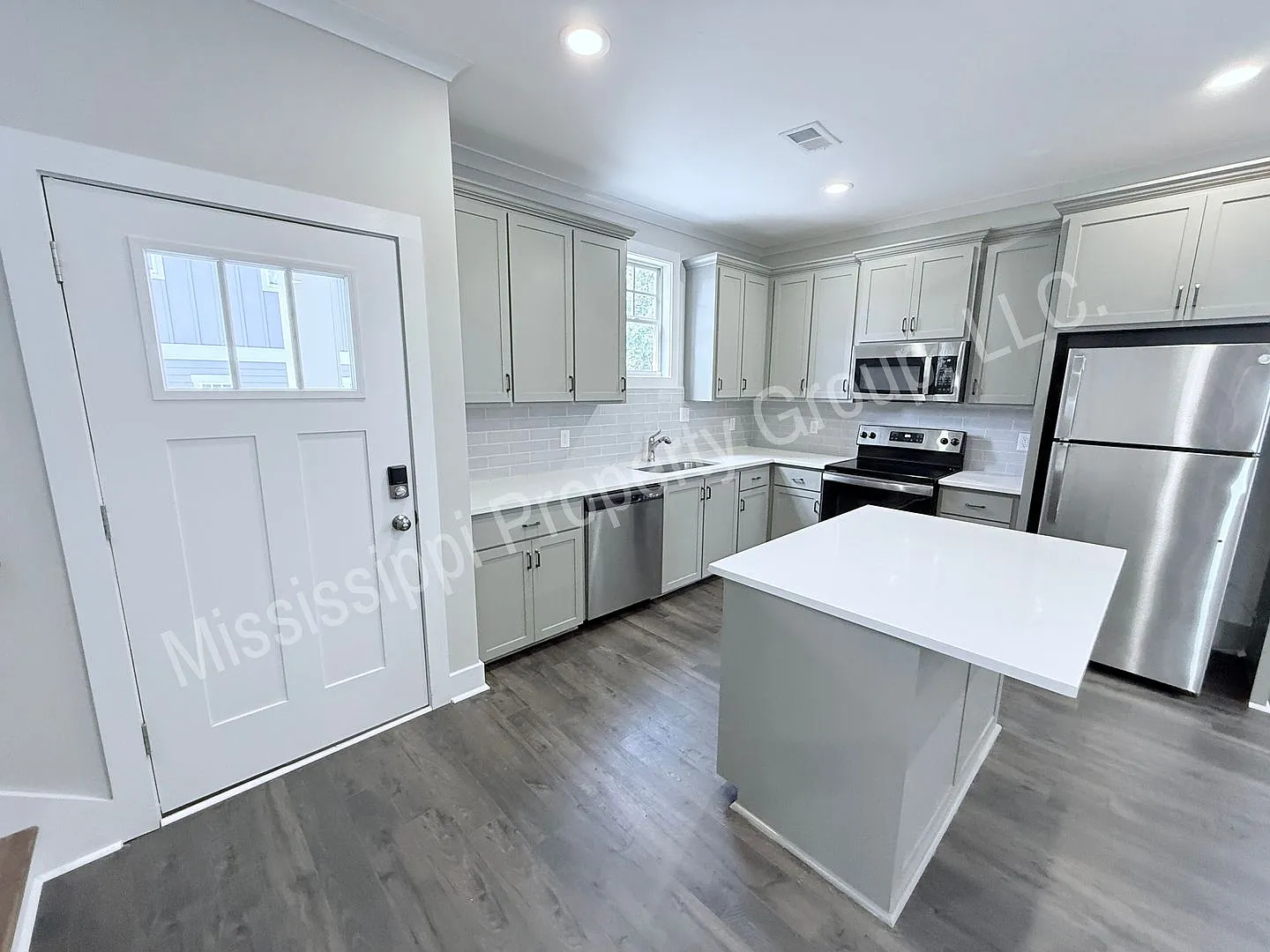 2bd / 2ba For Rent — Photo 3