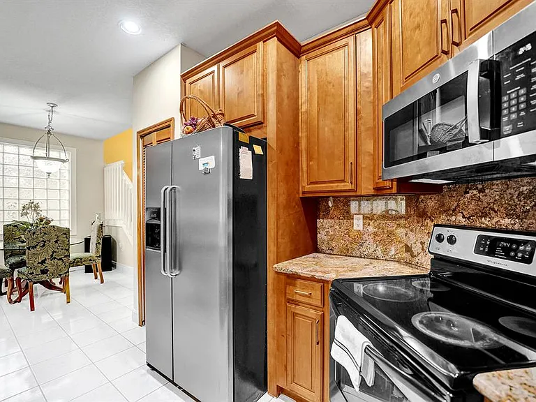 15241 SW 51st St — Photo 23