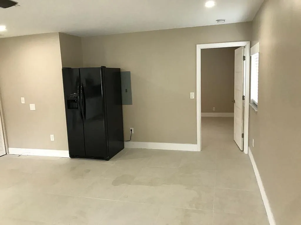 1 bed, 1.0 bath, 800 sqft, $1,700 — Photo 3