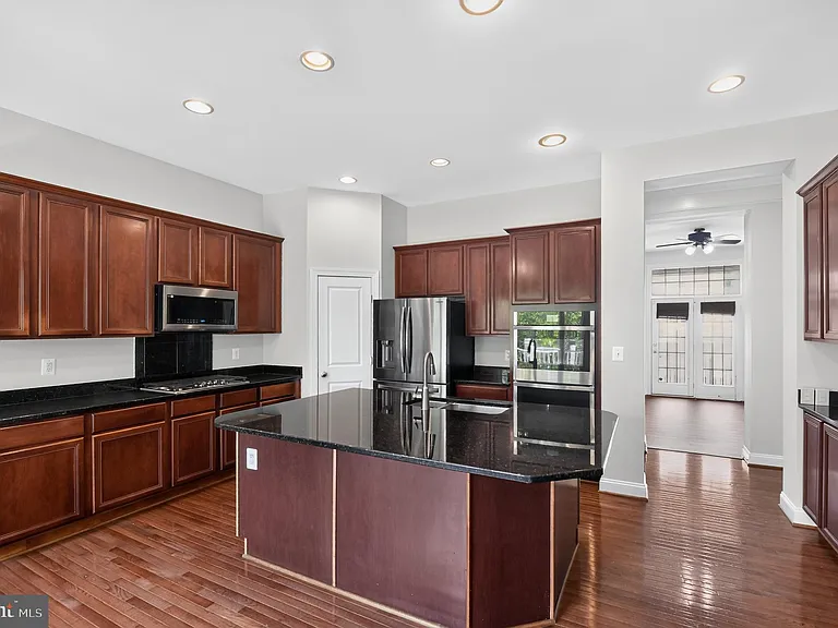 43278 Sunderleigh Sq — Photo 7