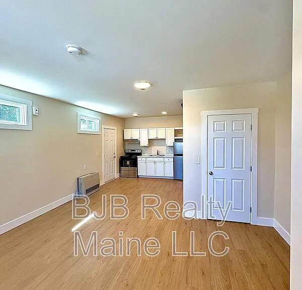 26 Revere St #1 — Photo 1
