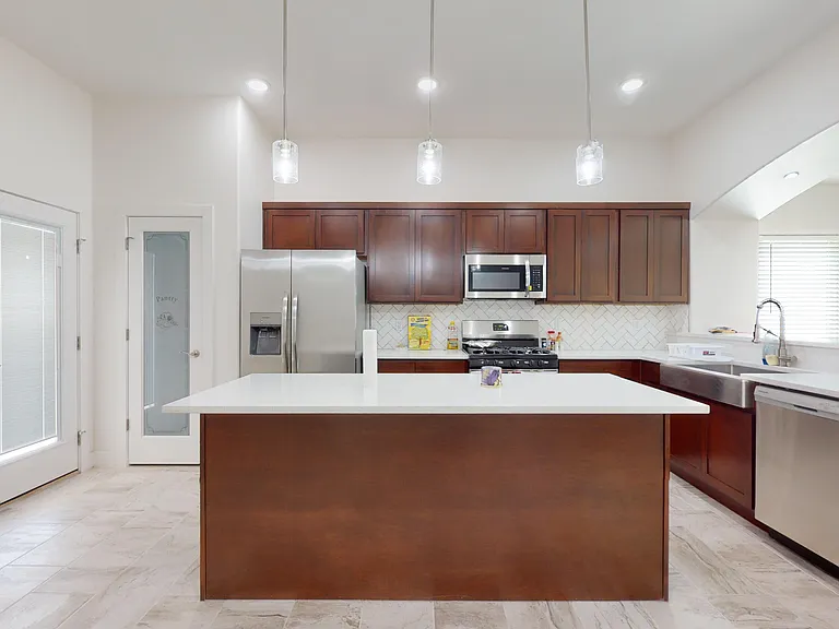 440 Soleil Rd — Photo 5