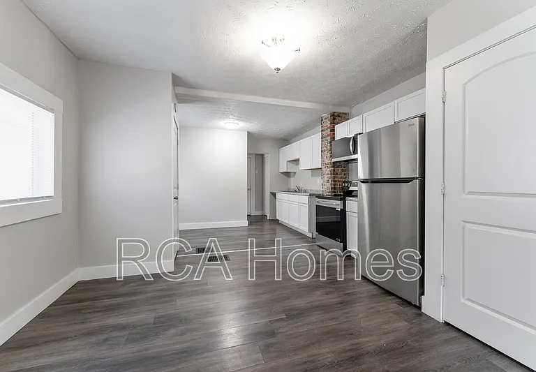 1509 S Randolph St — Photo 4