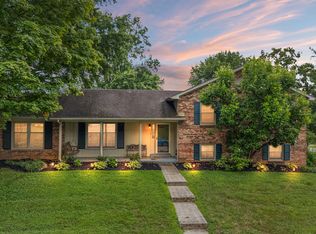 232 Whitfield Dr, Lexington, KY 40515