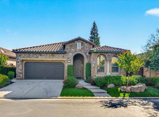 11348 N Via Montessori Dr, Fresno, CA 93730