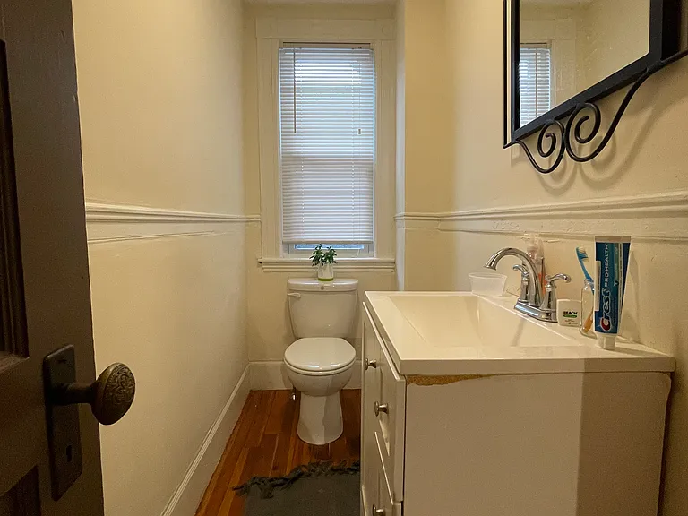 354 Main St #1 — Photo 6