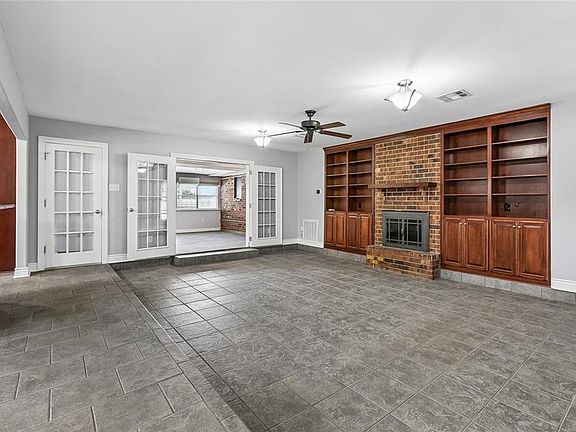 3rd image of 248 Devon Rd