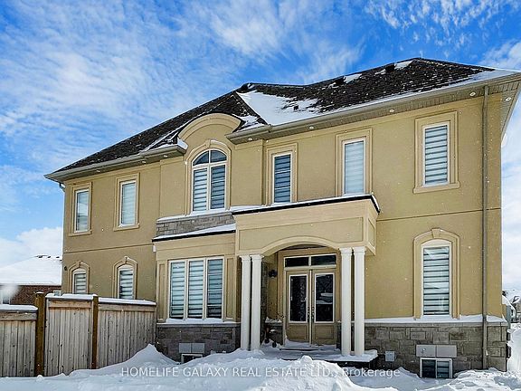 2nd image of 2520 Florentine Pl