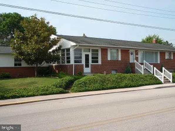 300 Fairview Ave, McSherrystown, PA 17344
