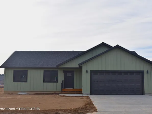 629 Little Greys Loop, Etna, WY 83118