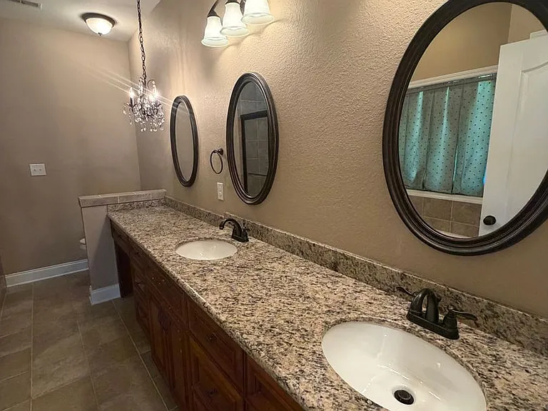 266 Turnberry Cir — Photo 16