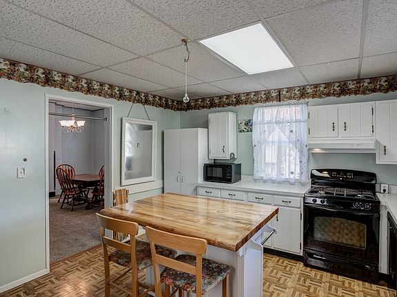Kitchen Island is movable