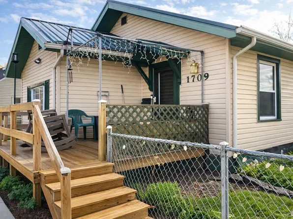 1709 Leer St, South Bend, IN 46613