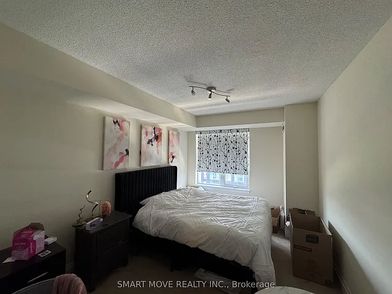 55 De Boers Dr #912 — Photo 8
