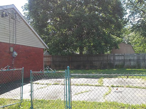 3rd image of 1053 Brookcrest Dr