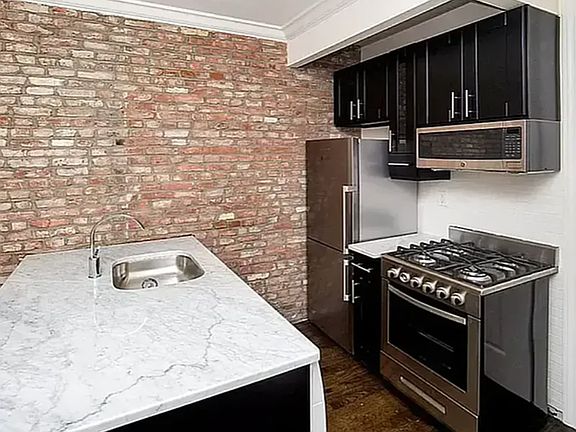 2nd image of 133 E 4th St #2314