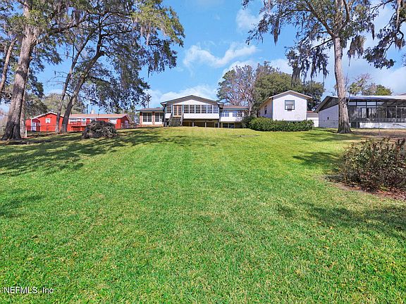 2nd image of 929 LAKE ASBURY Drive