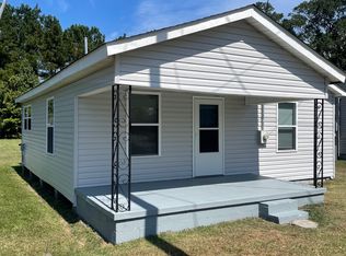 95 Carolina Ave, Chocowinity, NC 27817