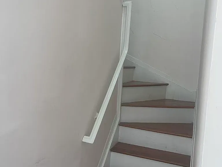 68-33 Cloverdale Ln #6833 — Photo 13
