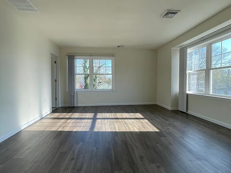 18 Goshen Rd #6 — Photo 12