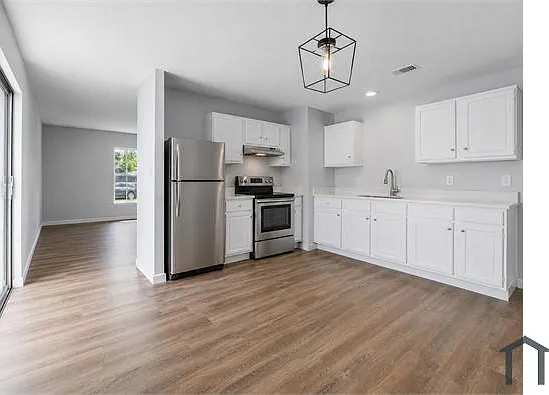 4847 Aspen Wood Dr — Photo 9