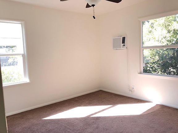 5th image of 13124 Valleyheart Dr