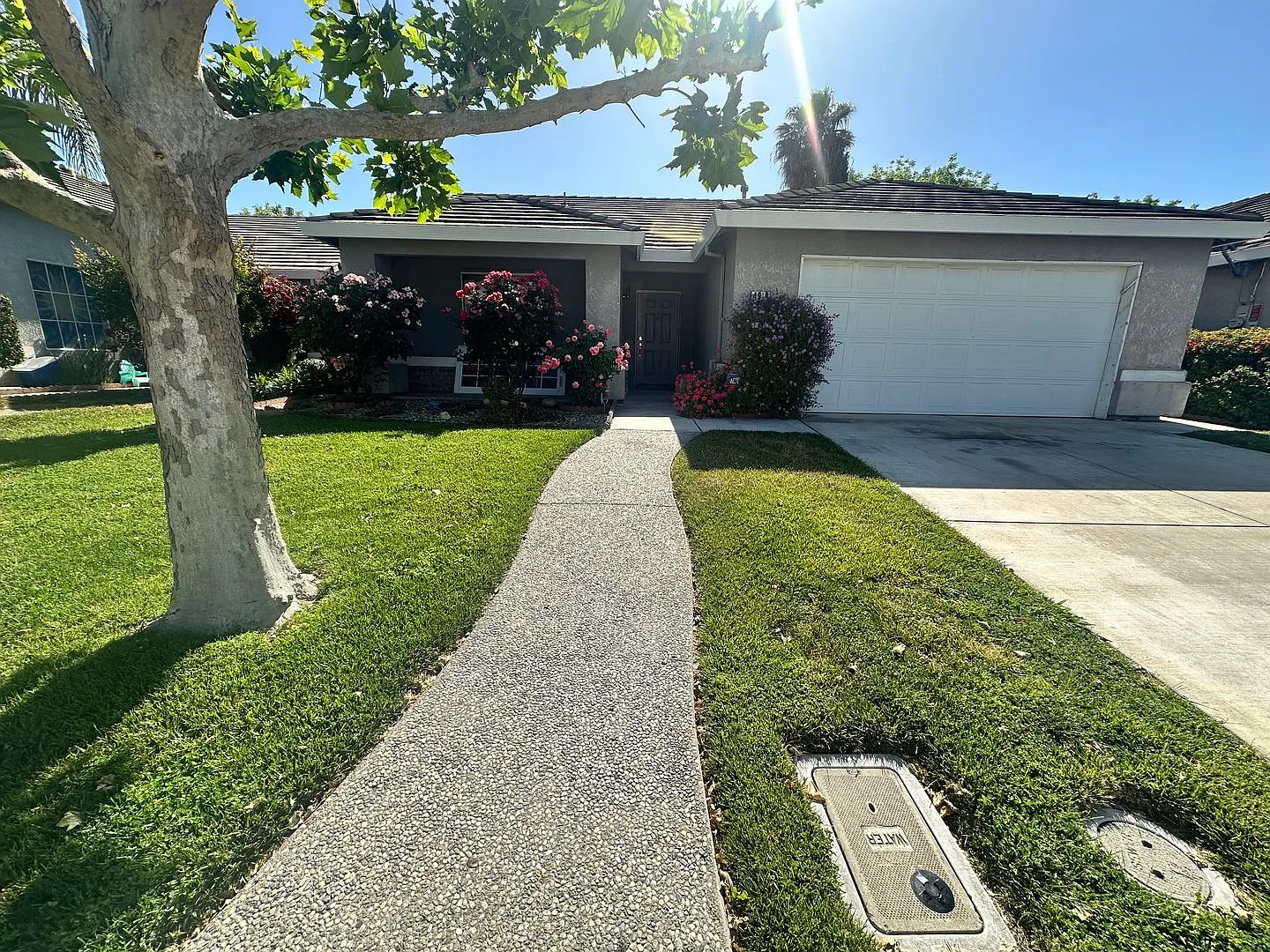 Remodeled 1 story home like new inside — Photo 1