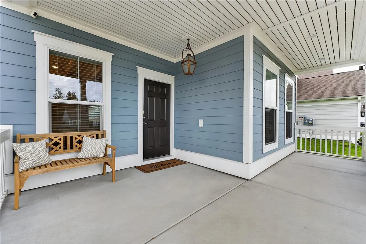 5 bed, 3488 sqft, $4,650 — Photo 4