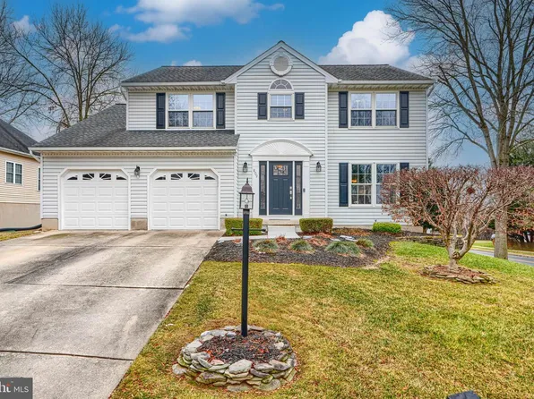 809 Gail Ct, Forest Hill, MD 21050